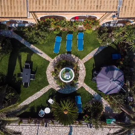 Apart-hotel Eleni