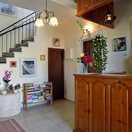 Eleni Appart hôtel *